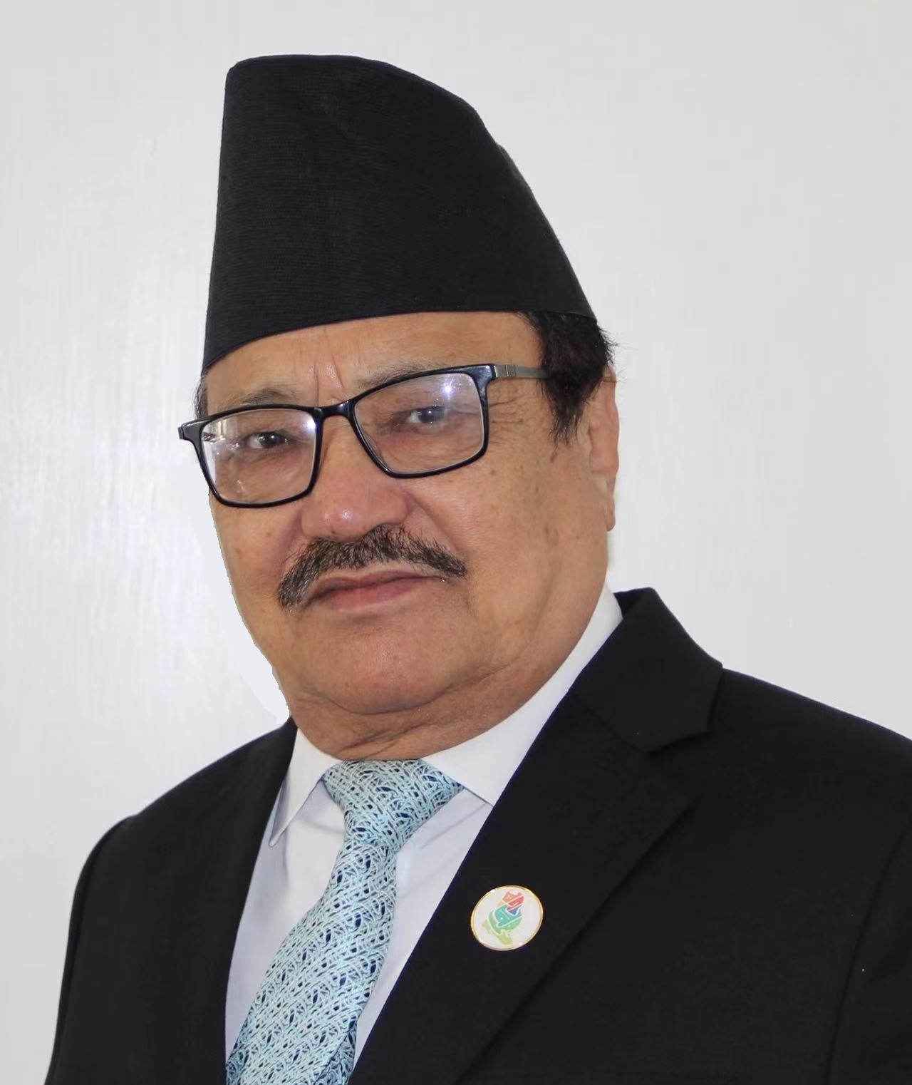 Ambassador Shrestha presents credentials