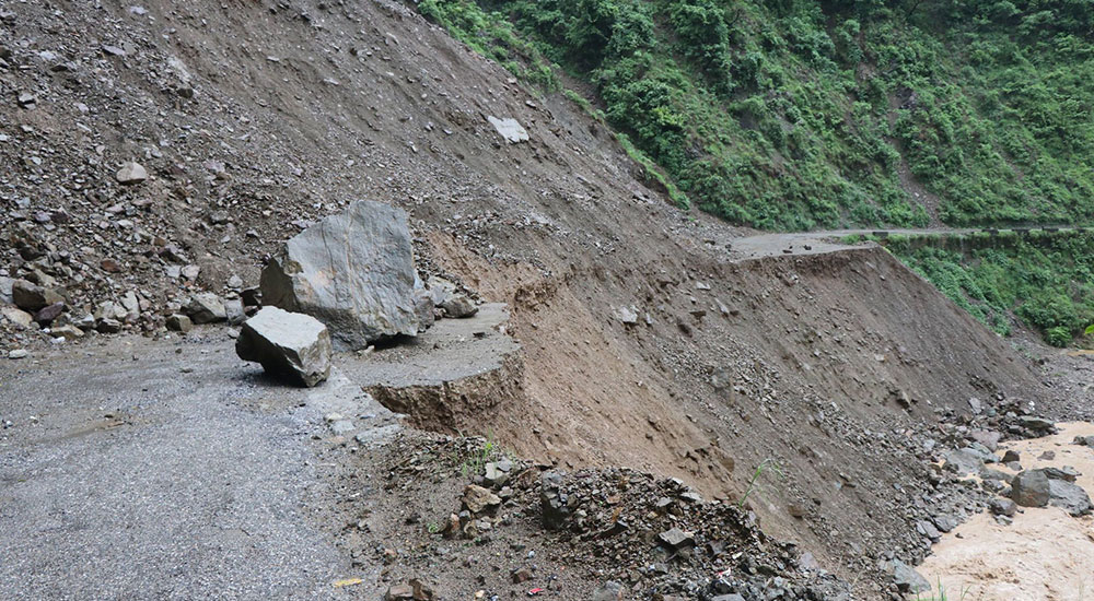 Landslide obstructs Muglin-Malekhu road section