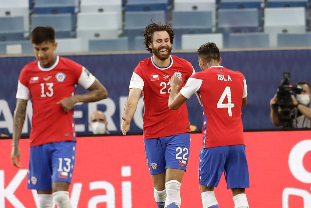 Englishman scores in Chile’s Copa America win over Bolivia