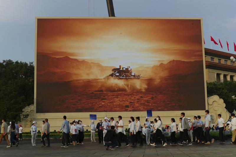 China’s Mars rover soldiers on after completing program