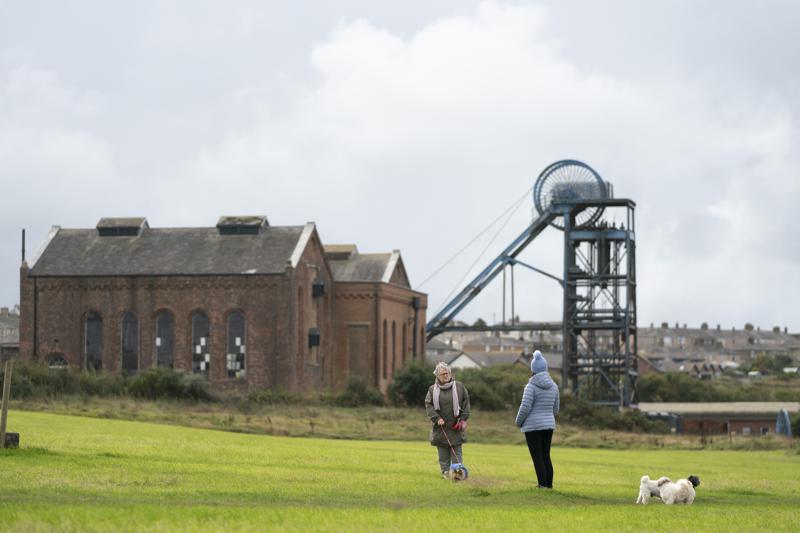 Proposed mine tests UK climate efforts ahead of UN meeting