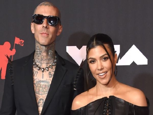 Kourtney Kardashian ties the knot with Travis Barker