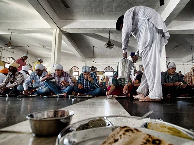 A sneak-peek into a Sikh family’s kitchen on Guru Nanak Jayanti