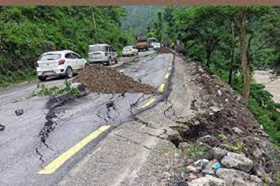 Landslide-obstructed Tribhuvan Highway resumes