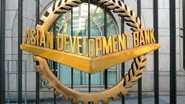 ADB team discusses on urban infrastructure development projects