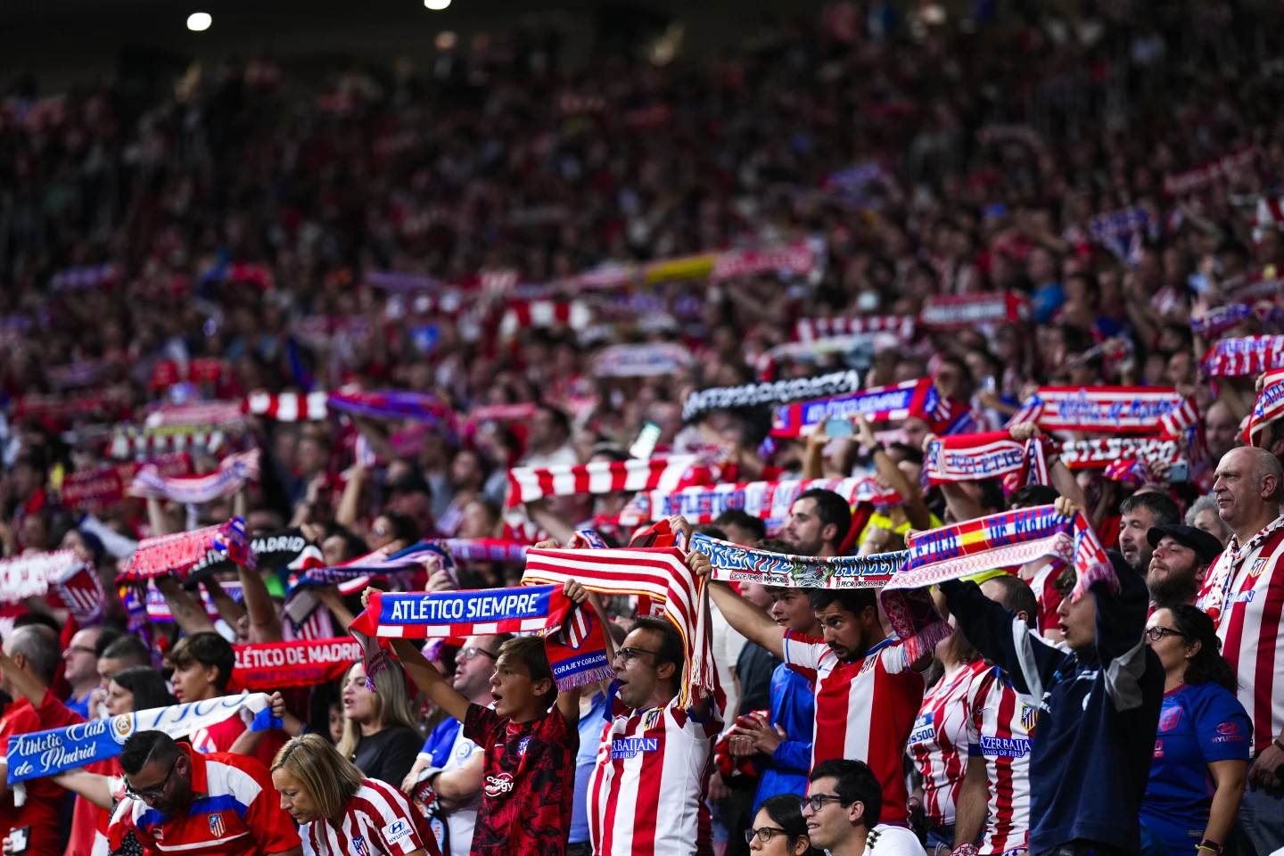 Atletico Madrid beats Real Madrid 3-1