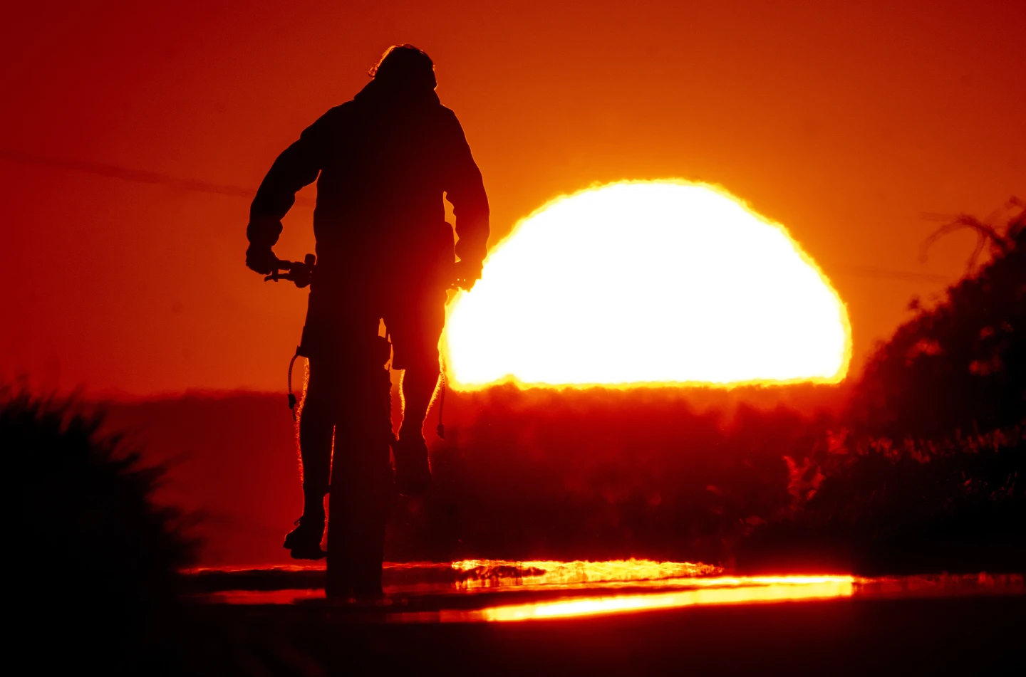 AP PHOTOS: Record-breaking heat