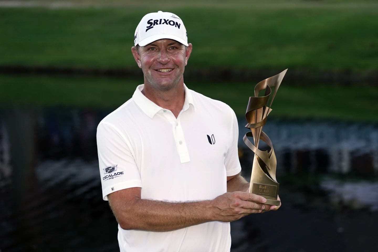 Glover makes it 2 in a row by winning FedEx Cup