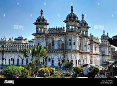 Former King Shah worships in Janaki Temple