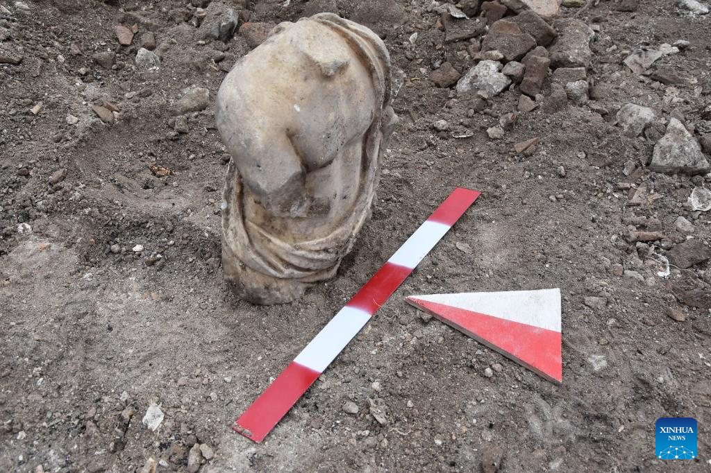 Ancient Roman statue unearthed in Istanbul