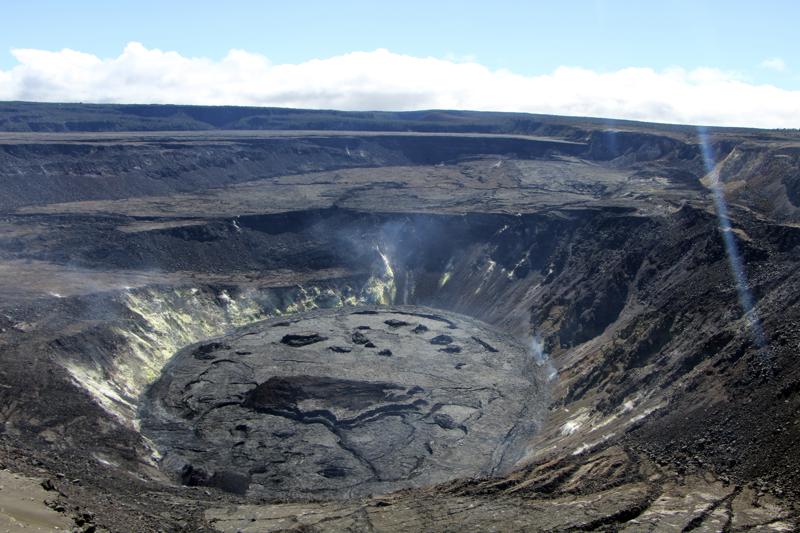 Scientists detect earthquake swarm at Hawaii volcano