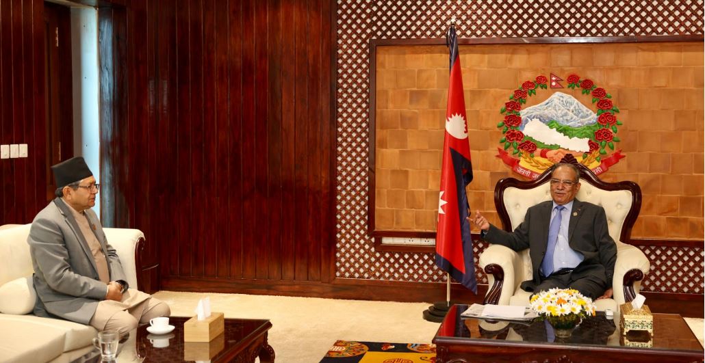 Meeting between PM Dahal and Speaker Ghimire