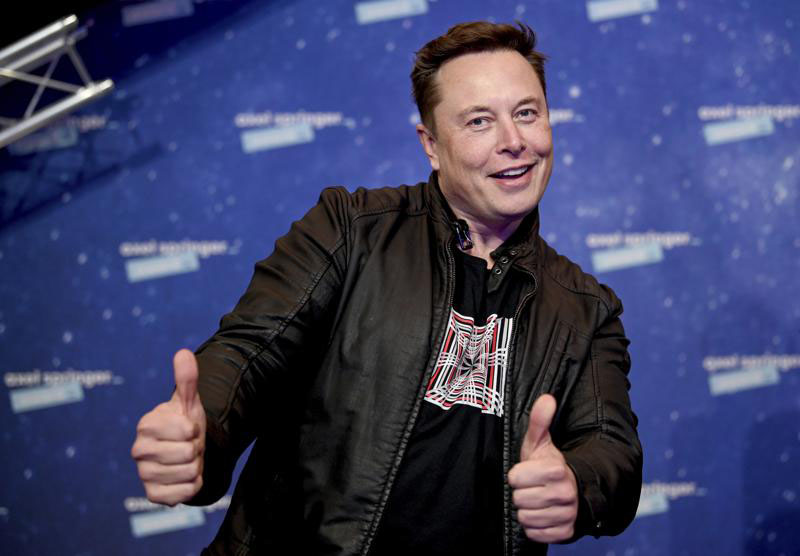 Tesla CEO Elon Musk adding SNL hosting job to his to-do list