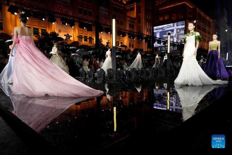 Beijing Fashion Week concludes