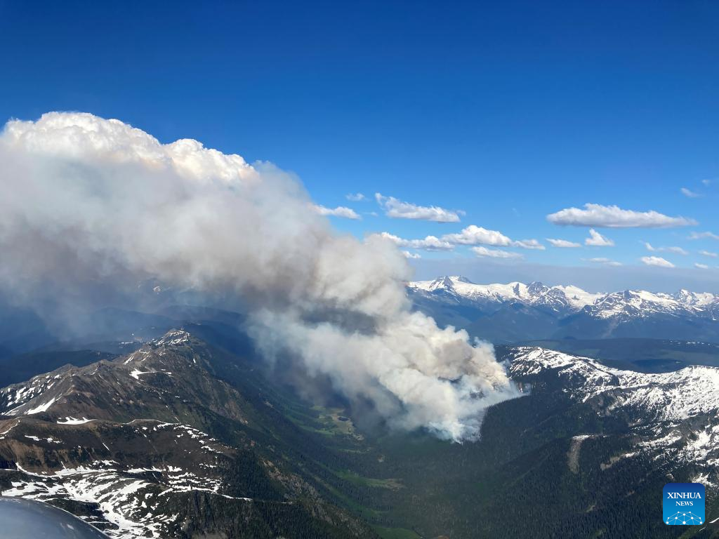 Gallery: Canada reports 10 new wildfires