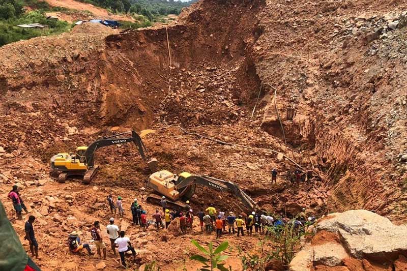 15 killed in Guinean gold mine landslide