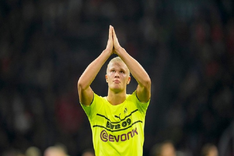 Dortmund ‘praying’ for Haaland’s stay in next season