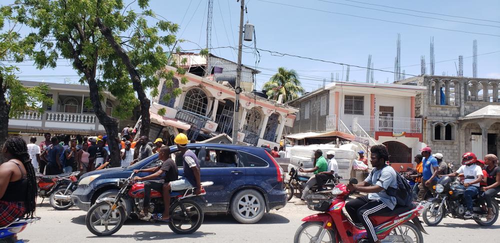 Earthquake hits Haiti, atleast 304 killed