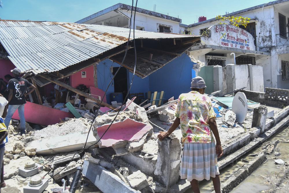 UN: Tens of thousands await help a month after Haiti quake