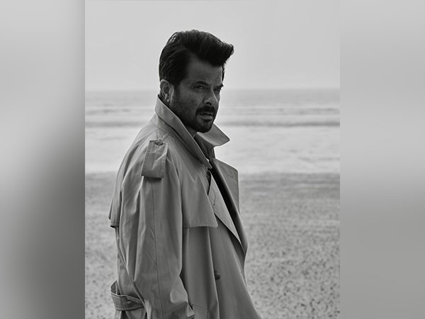 Anil Kapoor joins Hrithik Roshan, Deepika Padukone in ‘Fighter’