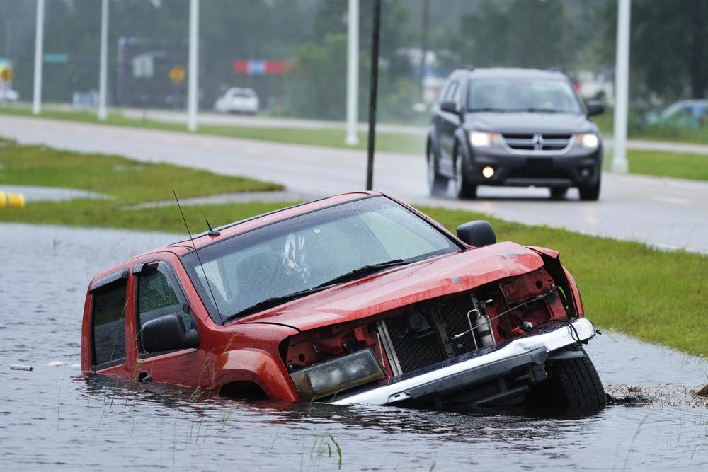 Ida downs New Orleans power on deadly path through Louisiana