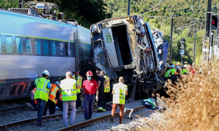 Peru Train Derailment: 1 Dead, 2 Injured