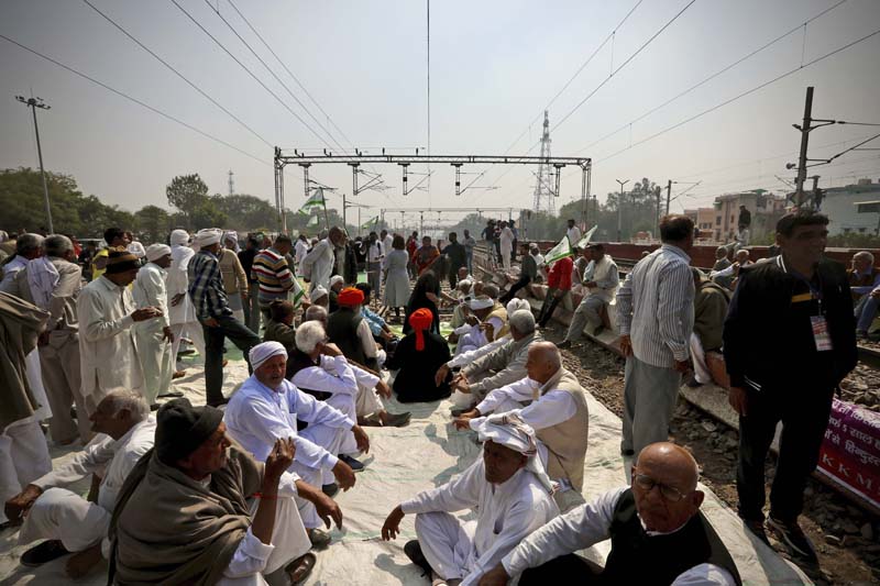 Farmers block trains in northern India to protest new laws