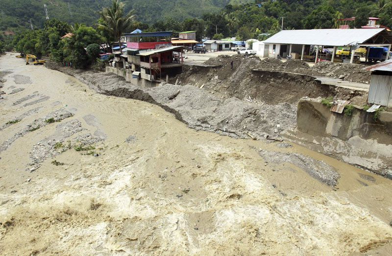 Indonesia landslides death toll rises to 119, dozens missing