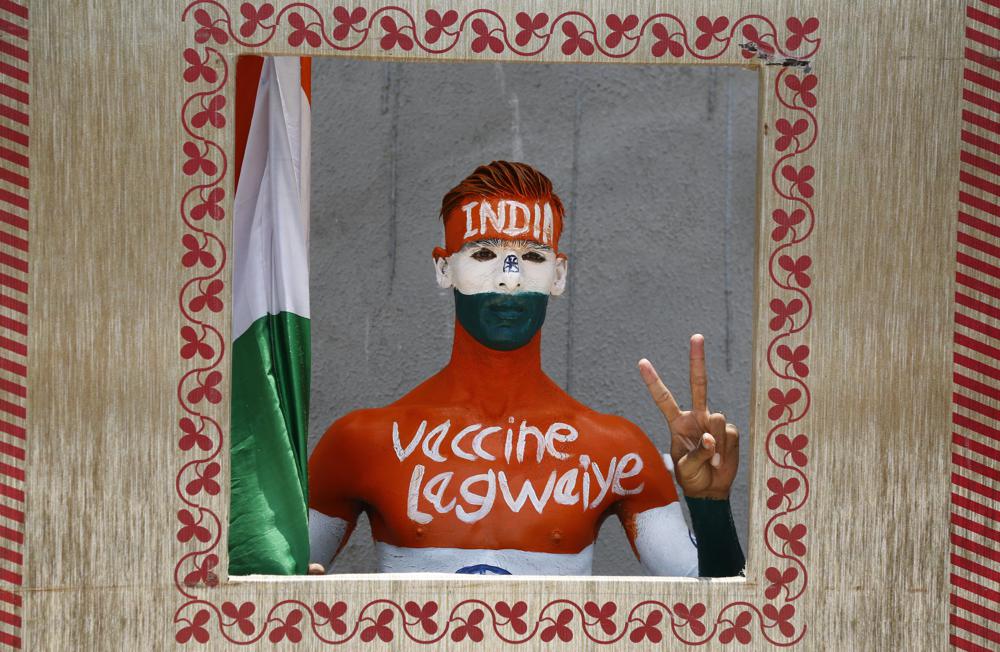 India switches policy but still short of vaccines