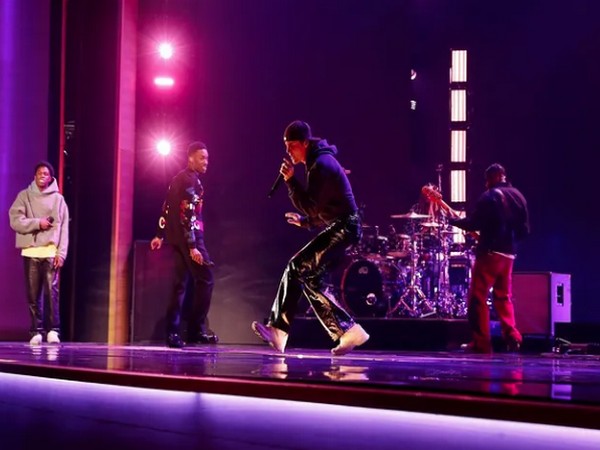 Justin Bieber performs ‘Peaches’ at 2022 Grammys