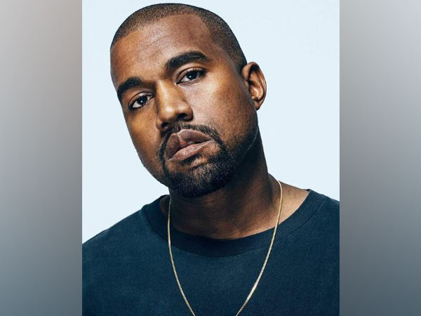 Kanye West clears all posts from Instagram