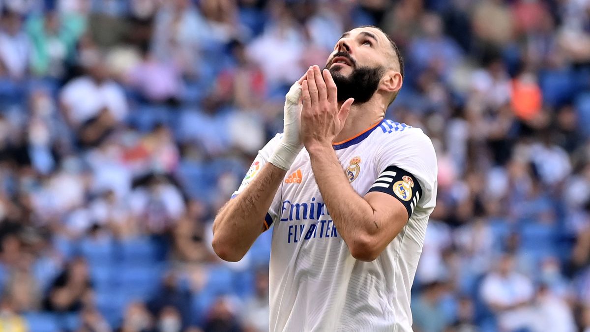 Madrid forward Benzema on trial for blackmail