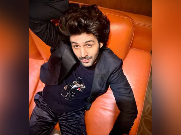 A sneak peek into Kartik Aaryan’s solo Paris trip