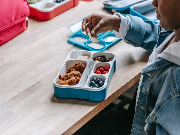 Kids who eat fruit, veggies have better mental health