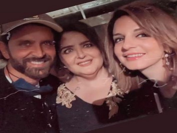 Sussane Khan reunites with Hrithik Roshan’s family for his sister’s birthday