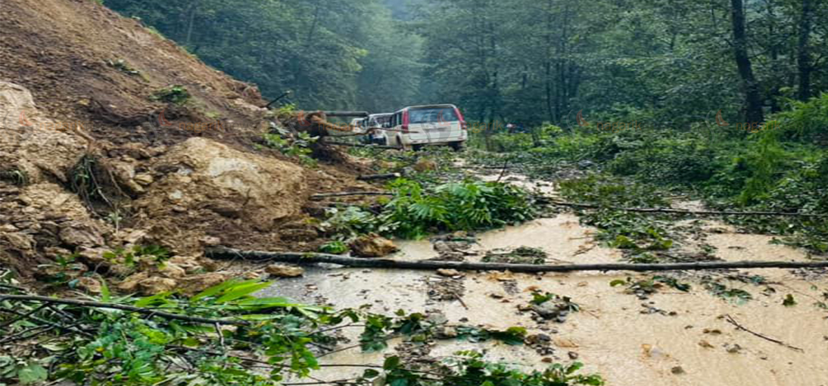 Landslide obstructs Kanti highway