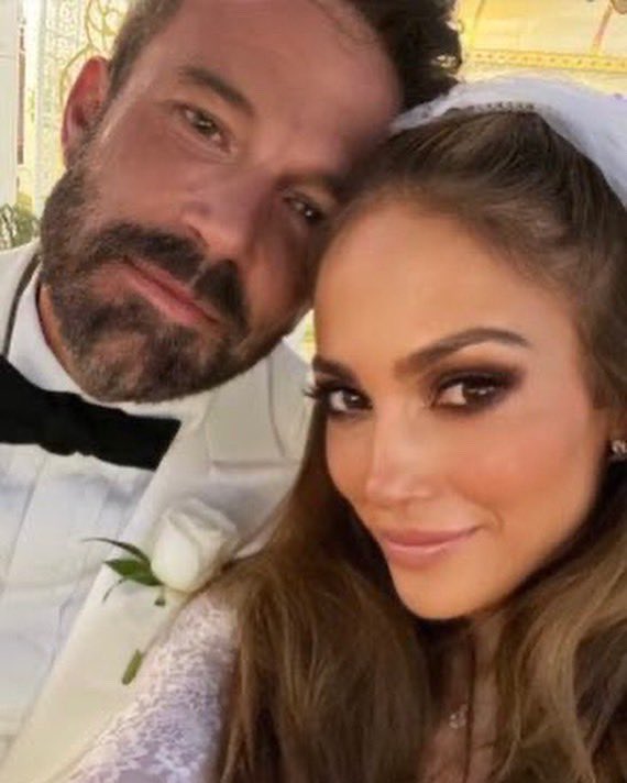 JLo, Ben celebrate marriage with friends, family