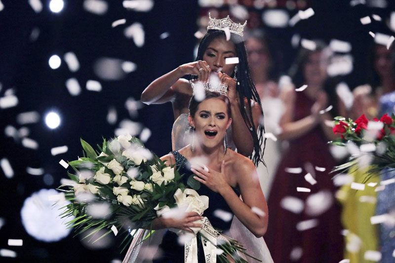 Miss America to be crowned in live event after virtual year