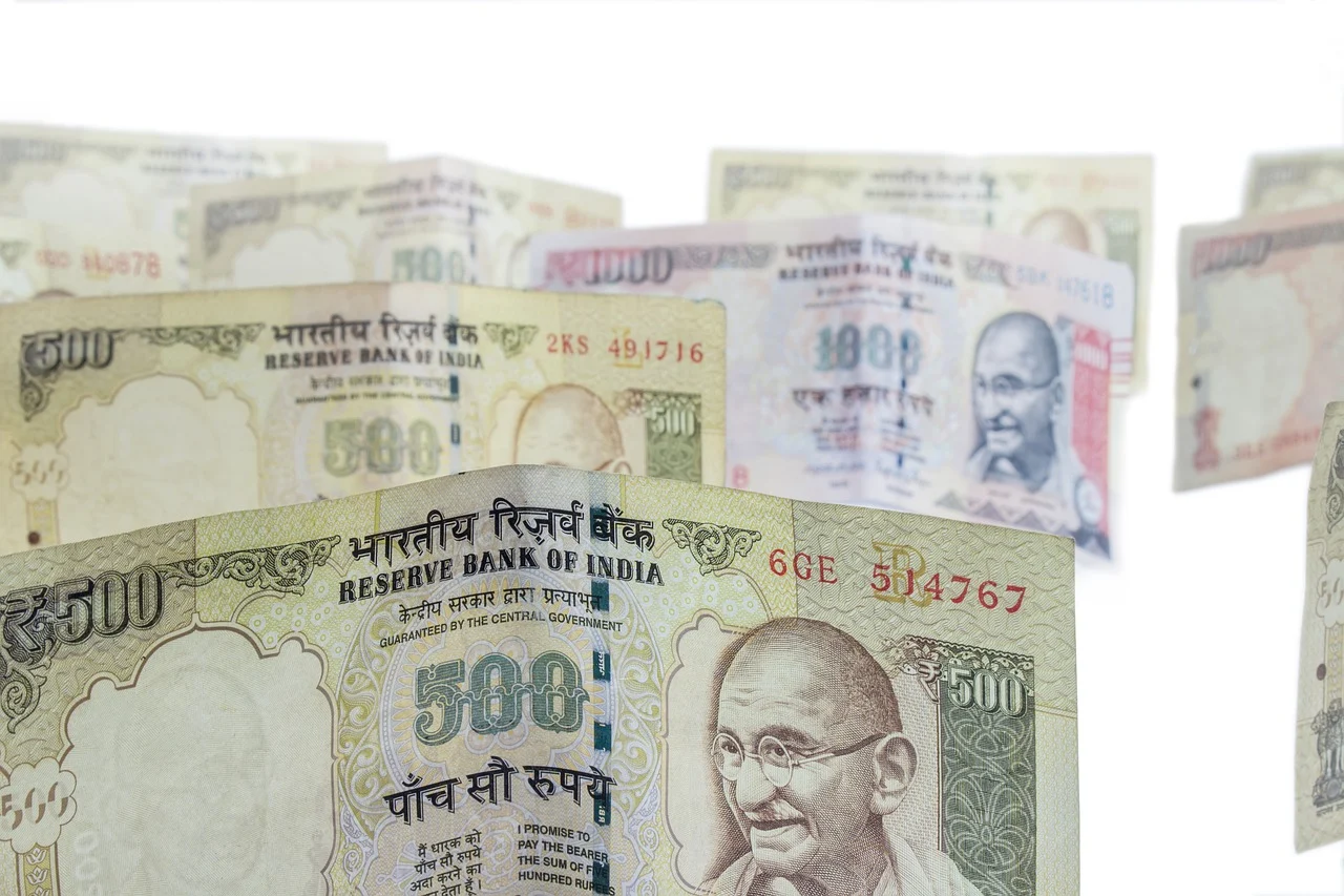 Foreign Nationals in custody with banned Indian Currency