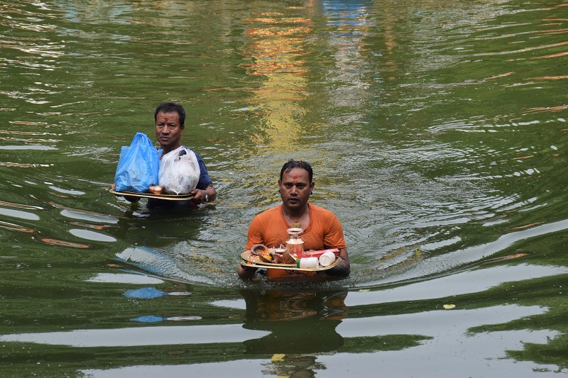 People celebrating Nag Panchami amid COVID restrictions