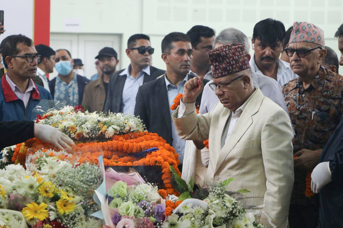 Top leaders pay last tribute to Nembang