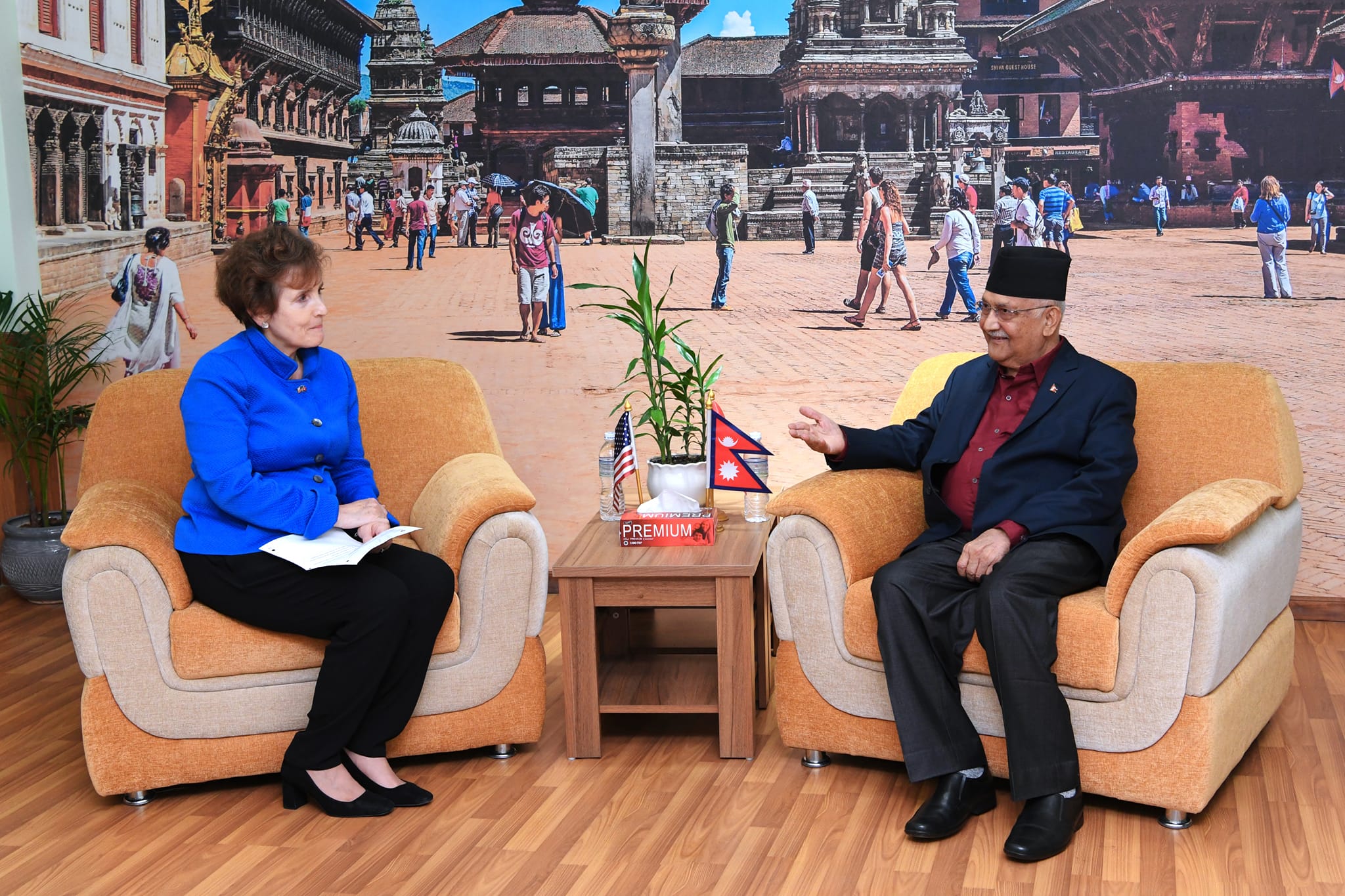 UML Chairman Oli, MCC Global CEO Albright meet