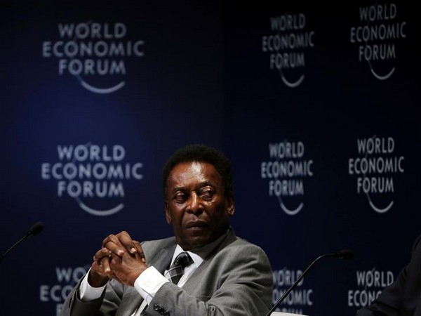 Football legend Pele undergoes colon surgery