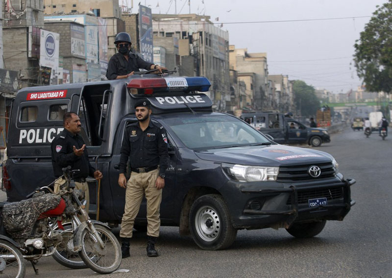 Radical Islamist party frees 11 Pakistani police hostages