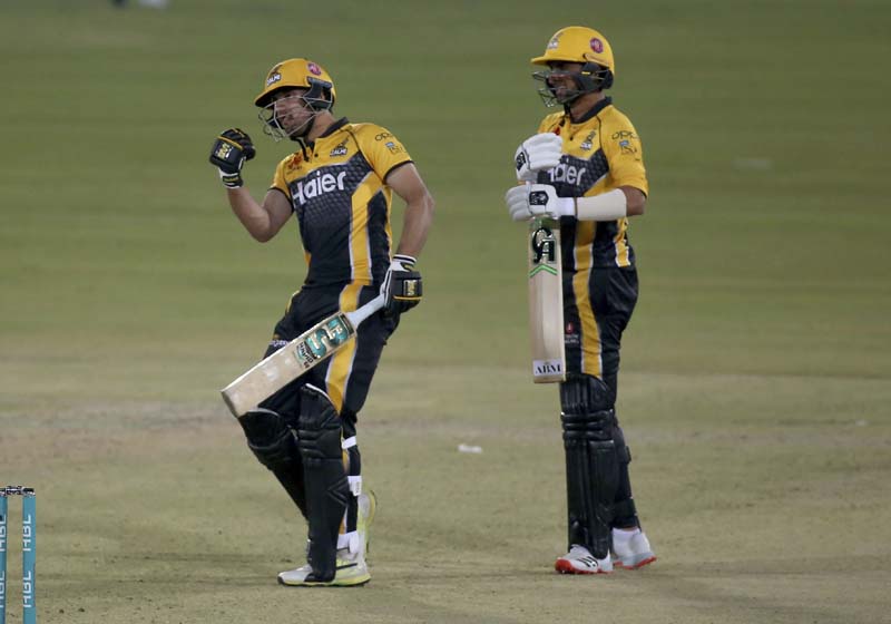 Peshawar wins high-scoring PSL game against Multan