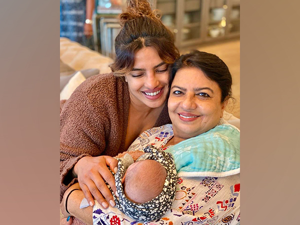 Priyanka gives a glimpse of daughter’s reading session