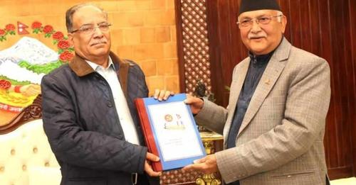 PM Dahal and UML Chair Oli meet