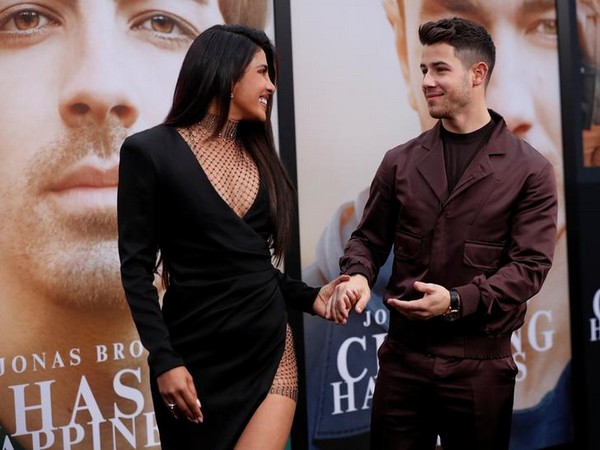 Priyanka Chopra reveals she loves touring with Nick Jonas