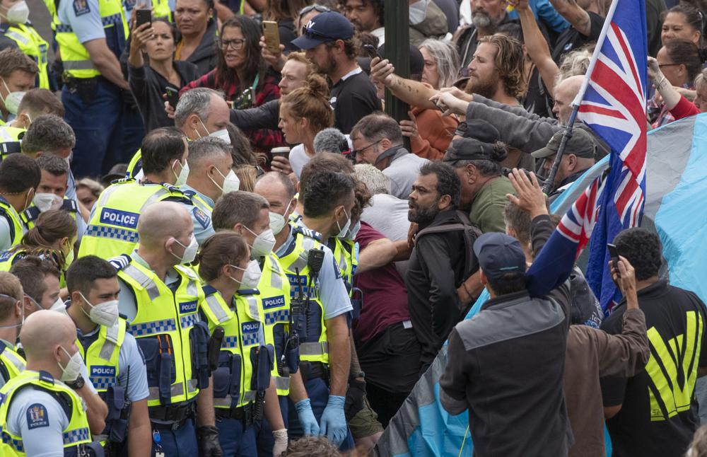 Police arrest convoy protesters at New Zealand’s Parliament