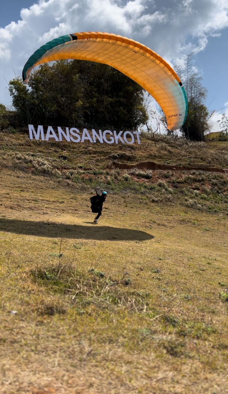 Princess of Qatar took paragliding training in Nepal